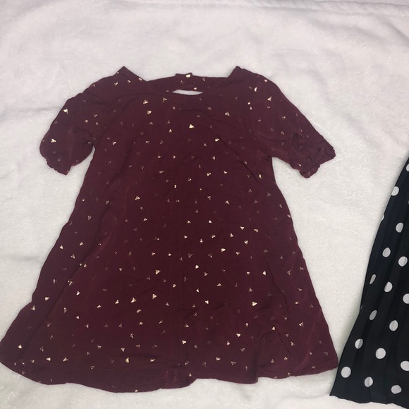Bundle of 2 toddler dresses - Picture 2 of 3